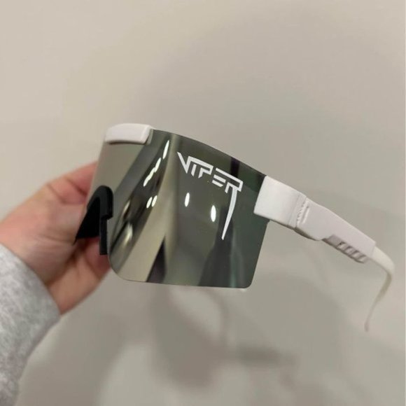 Miami nights polarized sunglasses. New!! Reflective colour. Padded nose. - Picture 9 of 10